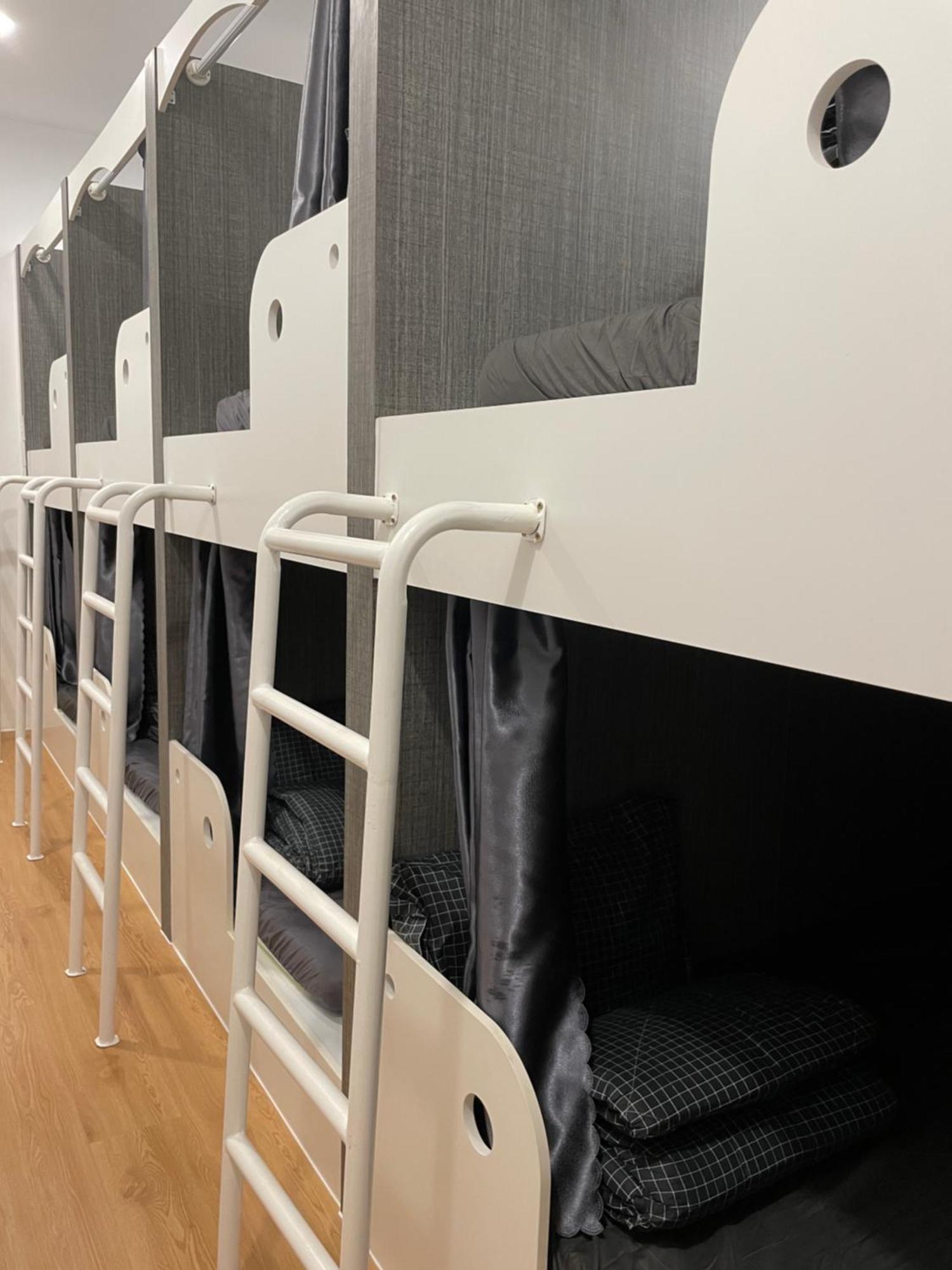 Alphabet Home Capsule Ho Si Minh-város Kültér fotó
